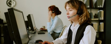 life-assure-automatic-fall-detection-connects-you-to-an-agent