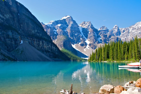 Alberta Banff Lake Louise picture with mountains